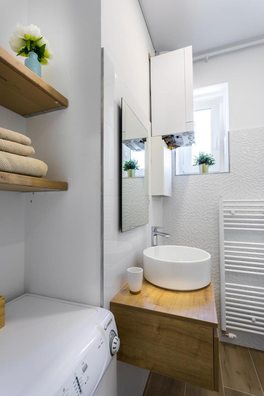 Go2Zagreb Chick Apartment Private Parking Available ภายนอก รูปภาพ